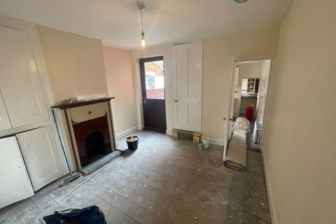 2 bedroom terraced house to rent, Suffolk Road, Ipswich IP4