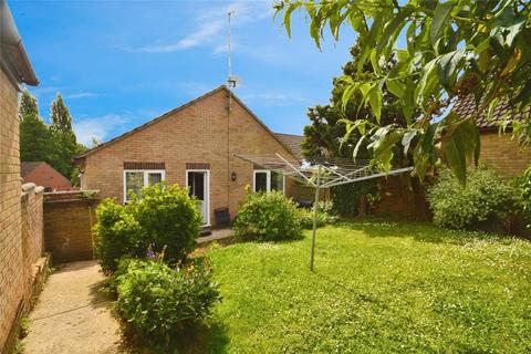 3 Cedar Close, Brantham, Manningtree, CO11 1TQ
