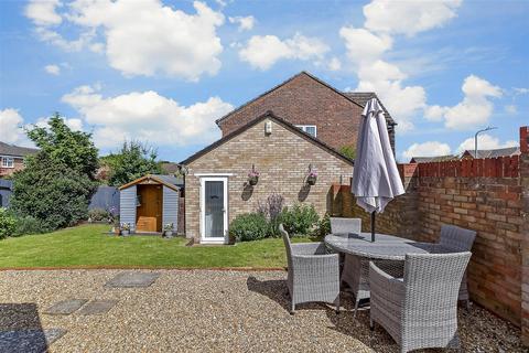 10 Broadoak, Leybourne, West Malling, ME19 5PZ