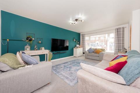 4 bedroom semi-detached house for sale, Grey Street, Wakefield