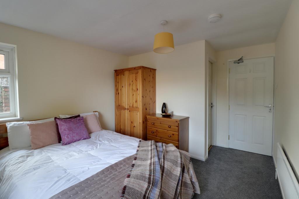 Oldbury Road, Worcester, WR2 6AS 1 bed in a house share to rent £600 pcm (£138 pw)