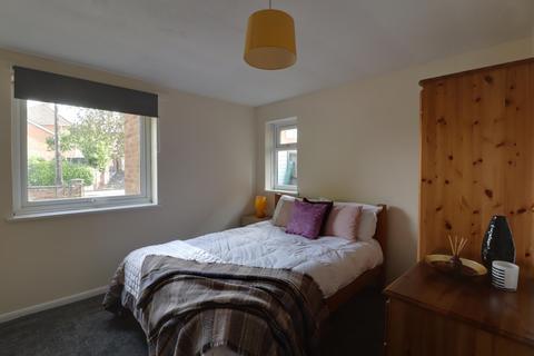 1 bedroom in a house share to rent, Oldbury Road, Worcester, WR2 6AS