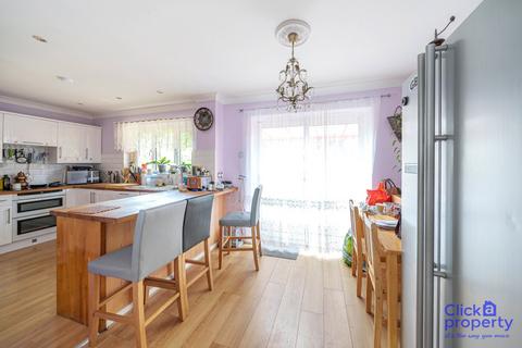 4 bedroom detached house for sale, Waltham Abbey, Essex EN9