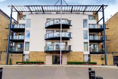 37 Boardwalk Place, London, E14 5SE