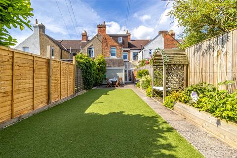 61 Lansdown Road, Swindon, SN1 3NF