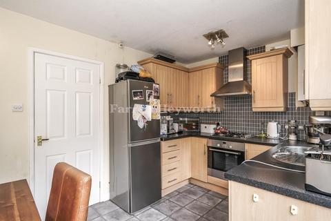 2 bedroom house for sale, Brentwood Drive, Bolton BL4