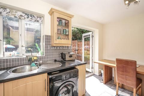 2 bedroom house for sale, Brentwood Drive, Bolton BL4