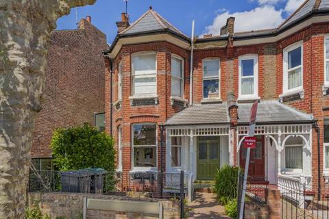 2 bedroom flat for sale, Barrington Road, Crouch End