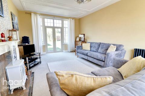 25 Axholme Road, Doncaster, DN2 4AN