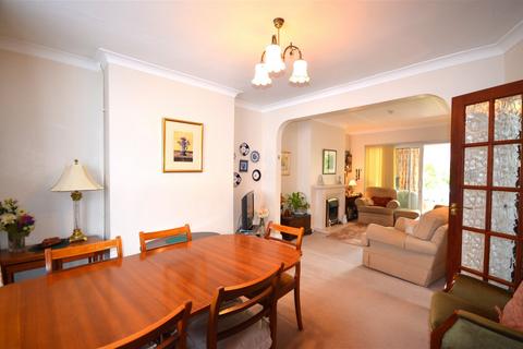 3 bedroom semi-detached house for sale, York Avenue, Stanmore, HA7 2HT