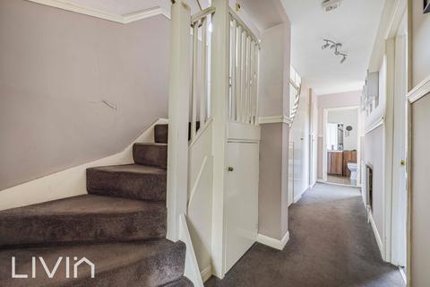 2 bedroom flat for sale, Dartnell Road, Addiscombe, Croydon CR0