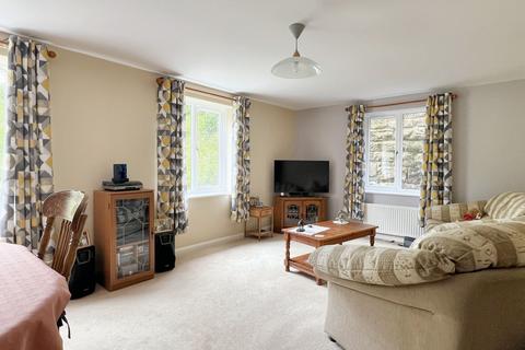 2 bedroom flat for sale, Low Mill Court, Harrogate