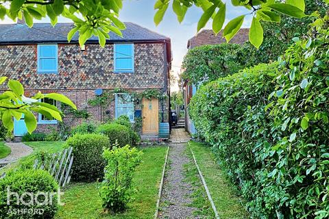 2 bedroom end of terrace house for sale, Forstal Cottages, Lenham Heath