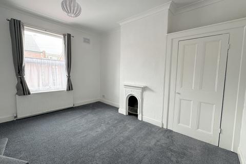 1 bedroom terraced house to rent, Recreation View, Leeds, West Yorkshire, LS11