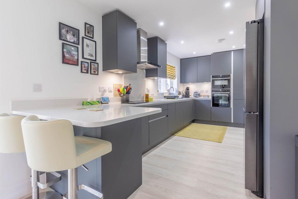 Kitchen diner