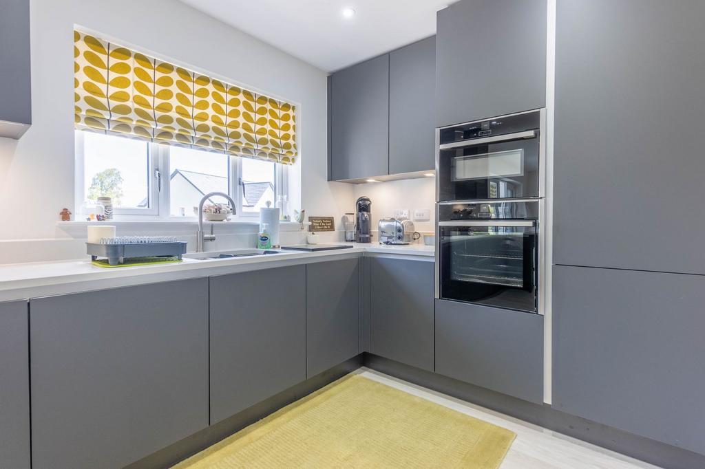 Kitchen diner