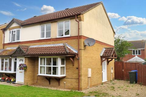 2 bedroom semi-detached house to rent, Davey Close, Boston PE21