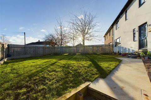 3 bedroom semi-detached house to rent, Aireville Terrace, Burley in Wharfedale, Ilkley, West Yorkshire, LS29