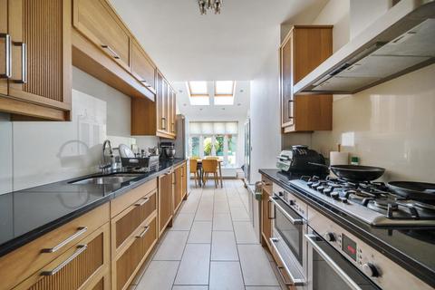 2 bedroom flat for sale, Glenloch Road,  Belsize Park,  NW3