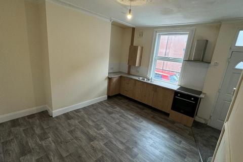 2 bedroom end of terrace house for sale, 40 Recreation Mount, Holbeck, Leeds, LS11 0AS