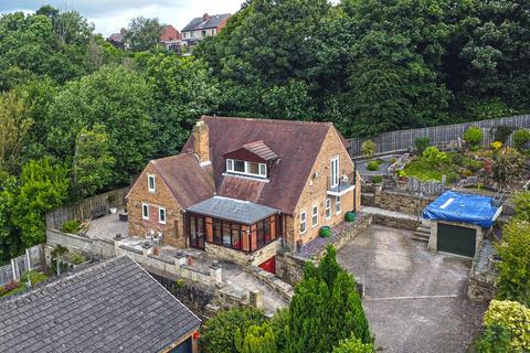 3 bedroom detached house for sale, Birstall, Batley WF17