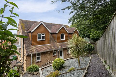 3 bedroom detached house for sale, Birstall, Batley WF17