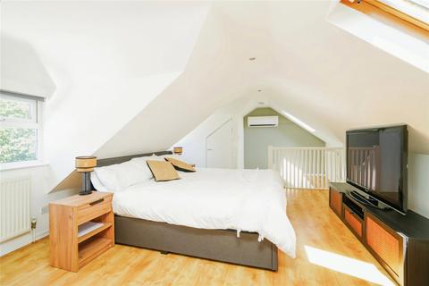52 Blewbury Road, East Hagbourne, Didcot, OX11 9LG