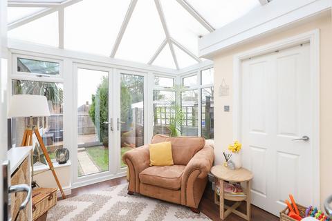 26 Lamb Hill Close, Sheffield, S13 8FU