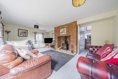 8 Fosseway Close, Moreton-in-marsh, GL56 0DX