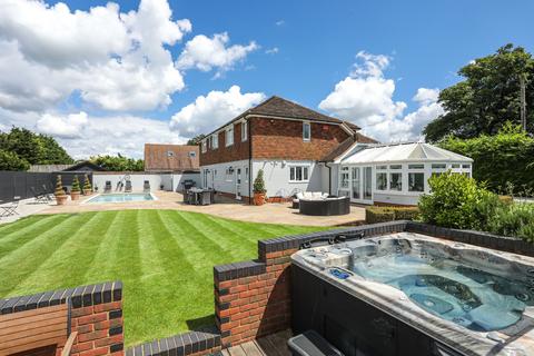 6 bedroom detached house for sale, Ratling Road, Ratling, CT3