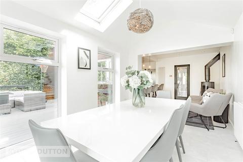4 Noon Sun Close, Greenfield, Oldham, OL3 7JA