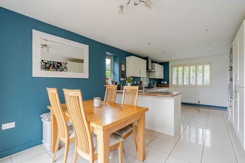 3 Andrews Close, Tetbury, GL8 8GN