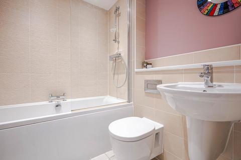 3 Andrews Close, Tetbury, GL8 8GN