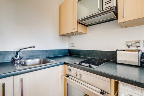 1 bedroom flat to rent, Queens Gate, South Kensington, London