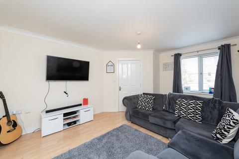 3 bedroom end of terrace house for sale, High Street, Wrexham LL14
