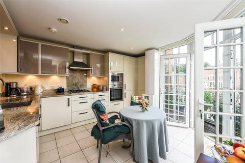 2 bedroom apartment for sale, Church Square, Chichester, West Sussex, PO19