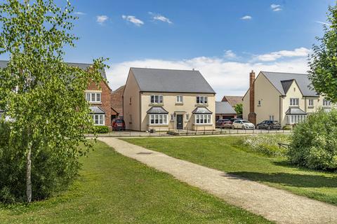8 Corbett Close, Upper Heyford, Bicester, OX25 5AS