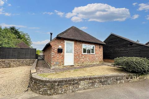 2 bedroom barn conversion to rent, Uckfield TN22