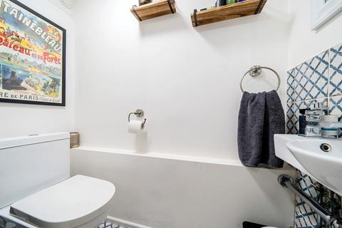 80 Priory Crescent, London, SE19 3EF