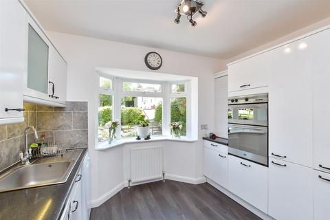 3 bedroom chalet for sale, Braybon Avenue, Patcham, Brighton, East Sussex
