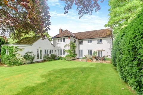 3 bedroom detached house for sale, Dippenhall Street, Crondall, Farnham, Surrey, GU10