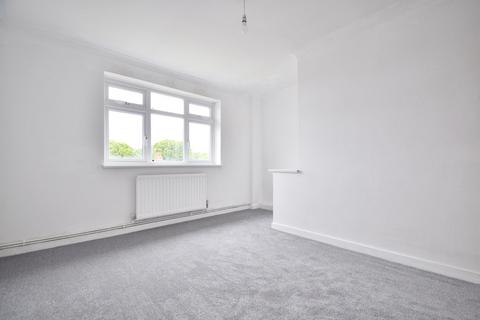 65 Holland Close, Bromley, BR2 7DS