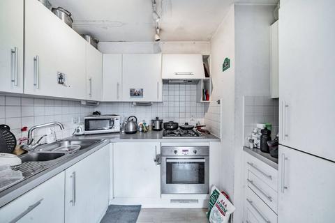 1 bedroom flat to rent, Clapham Road, Stockwell, London, SW9