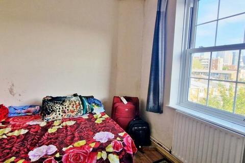 1 bedroom flat for sale, Rhodeswell Road, London, E14