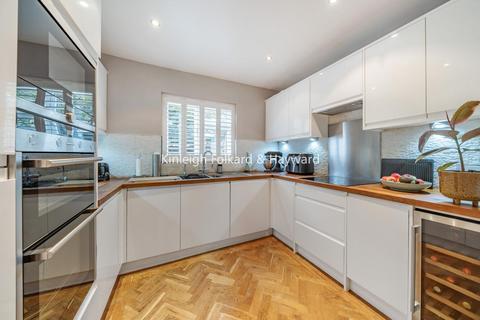 4 bedroom semi-detached house for sale, Morgan Road, Bromley