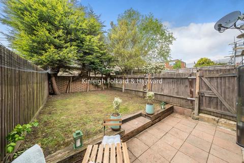 4 bedroom semi-detached house for sale, Morgan Road, Bromley