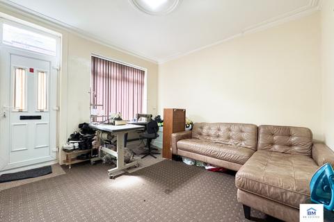 undefined, Mount Avenue, Leicester LE5