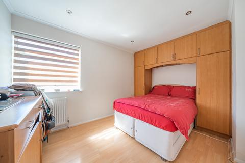 2 bedroom apartment for sale, Moss Lane, Pinner, HA5