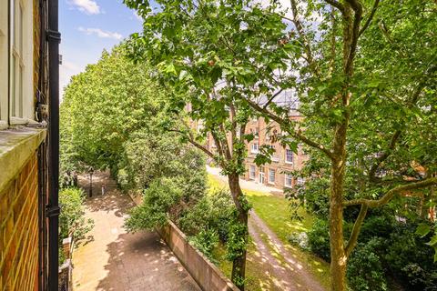 1 bedroom flat for sale, Donovan Court, 107 Drayton Gardens, Chelsea, London