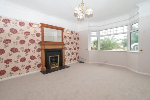 2 bedroom chalet for sale, Dumpton Park Drive, Ramsgate, CT11